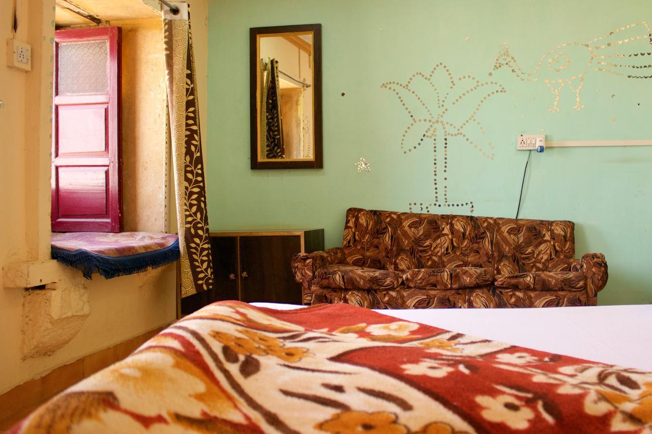 Hotel Desert Jaisalmer Esterno foto