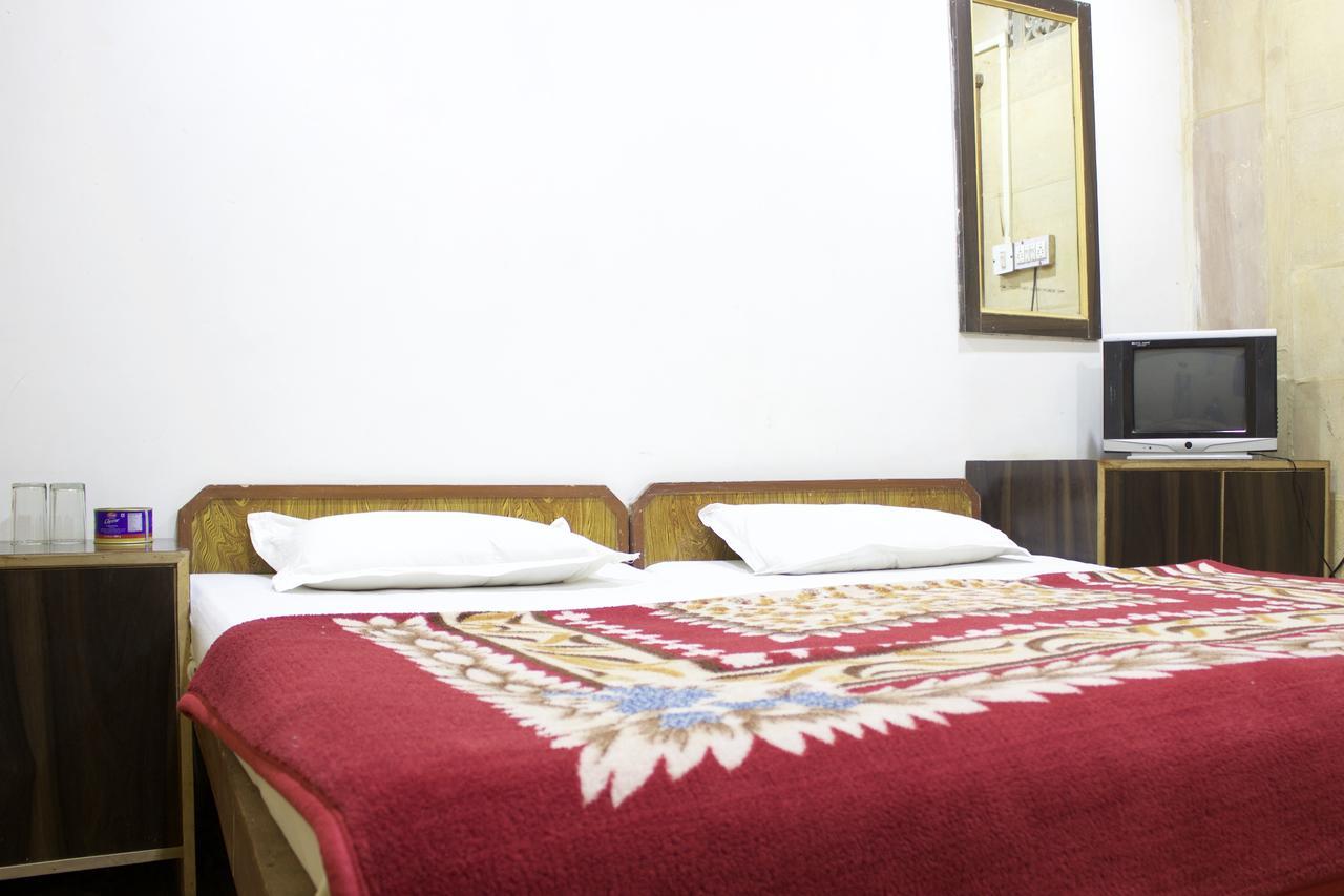 Hotel Desert Jaisalmer Esterno foto