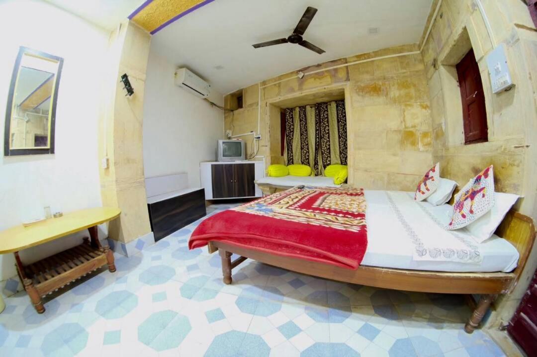 Hotel Desert Jaisalmer Esterno foto